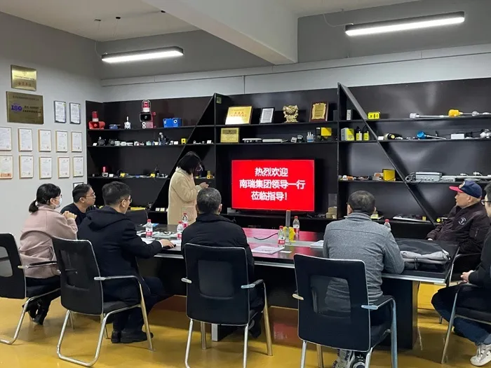 楊儀松專家(jia)